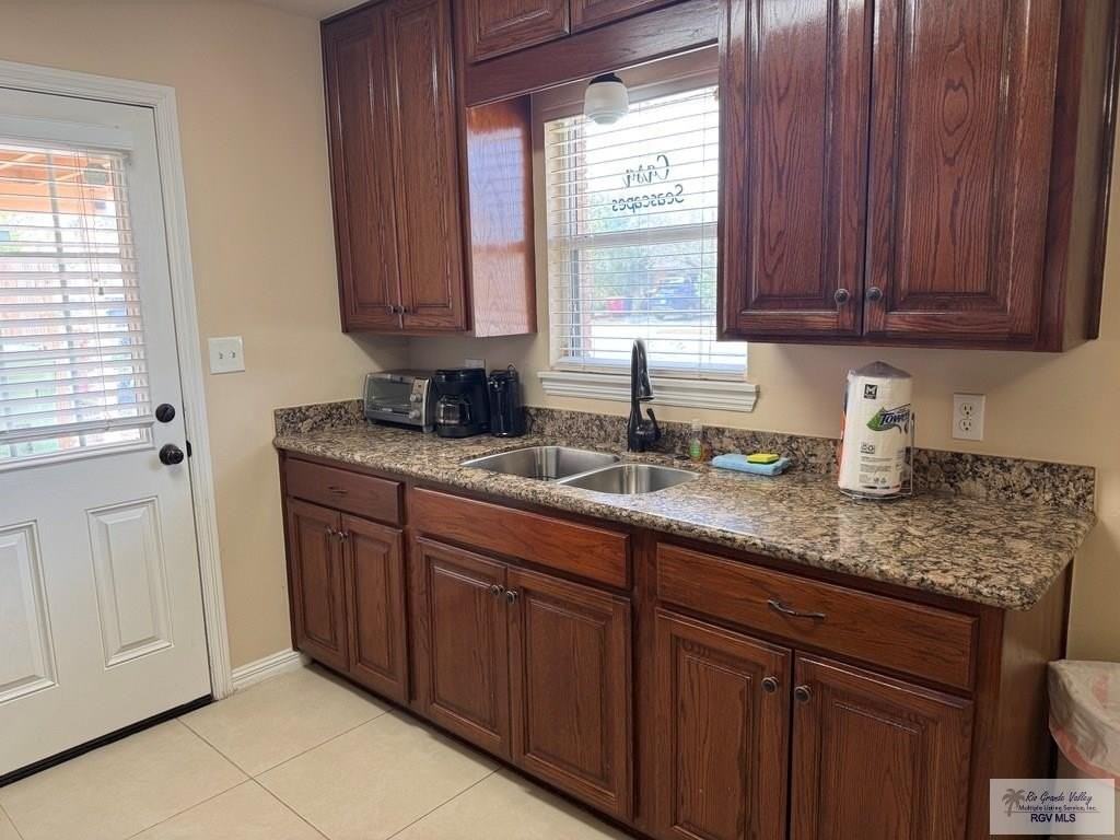 1618 E Los Ebanos Blvd - Photo 5 of 13