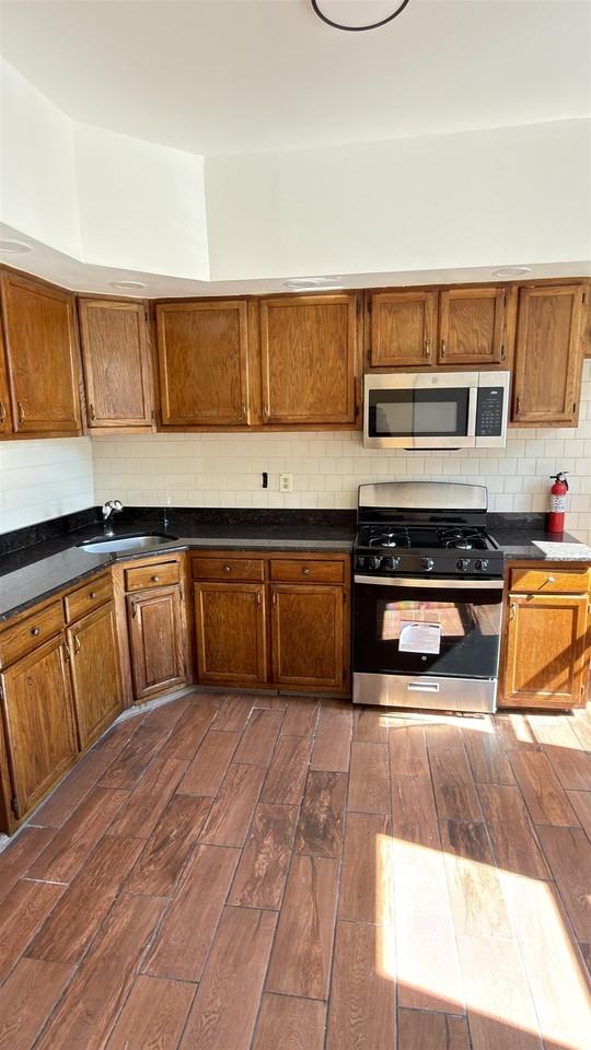 217 62nd St #2 - Photo 5 of 15