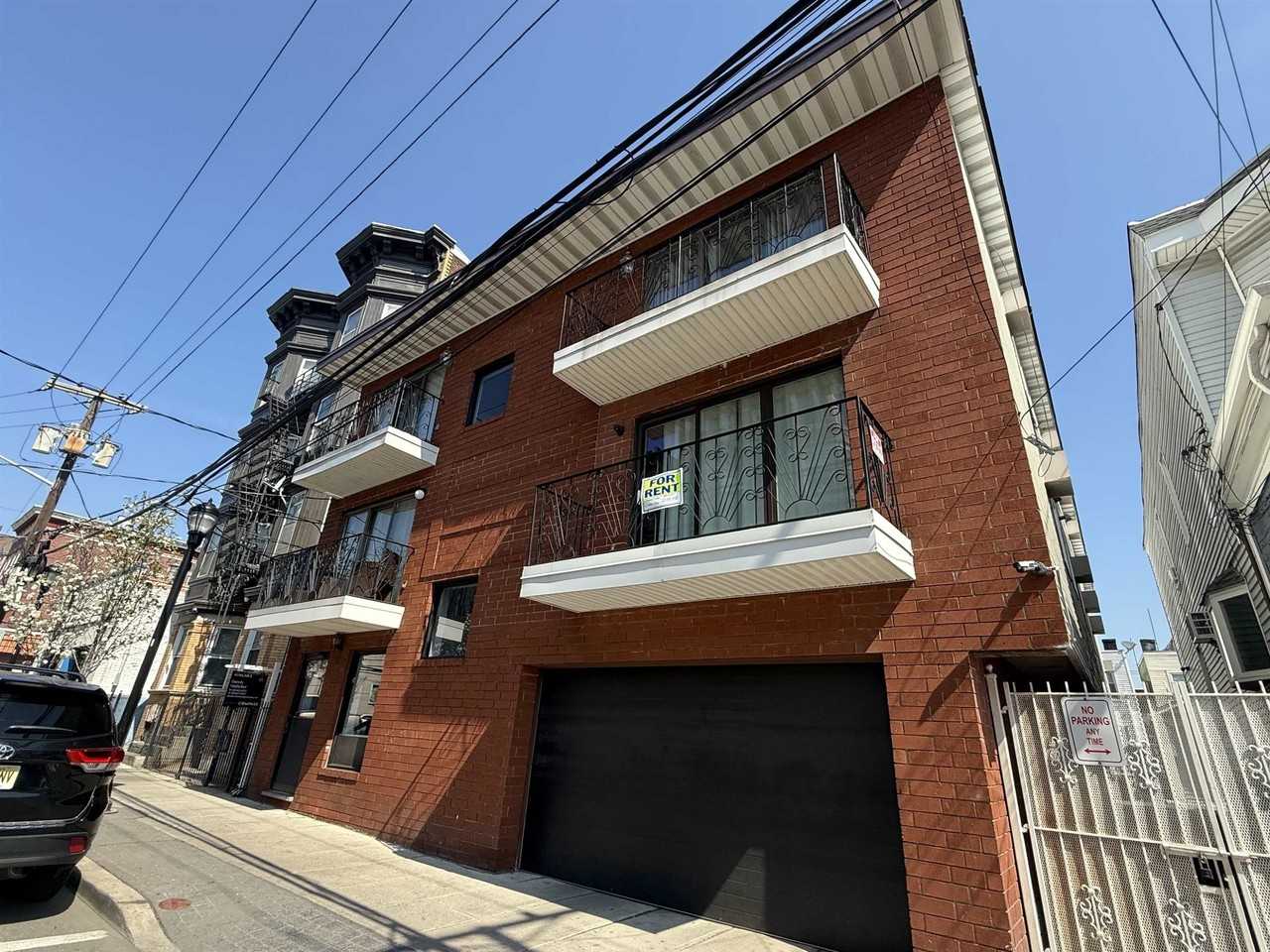 226-228 49th St #3 - Photo 2 of 2