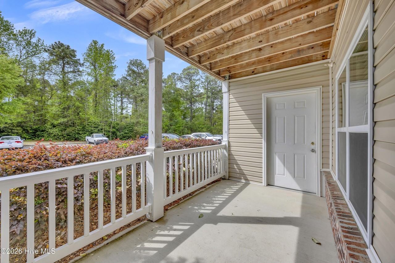 4429 Jay Bird Cir #103 - Photo 4 of 33