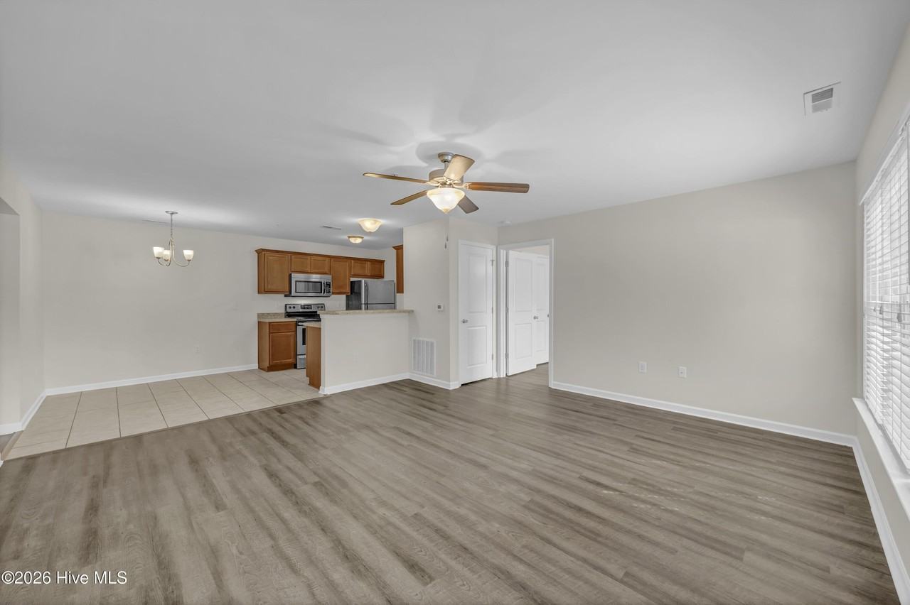 4429 Jay Bird Cir #103 - Photo 5 of 33