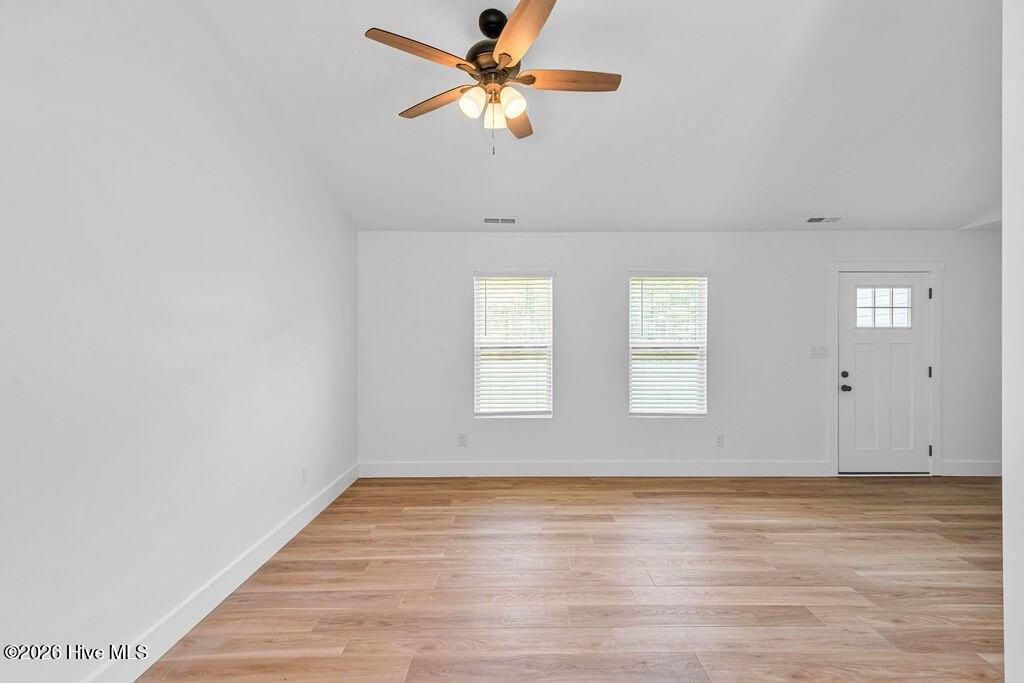 374 Union Chapel Church Rd - Photo 3 of 31