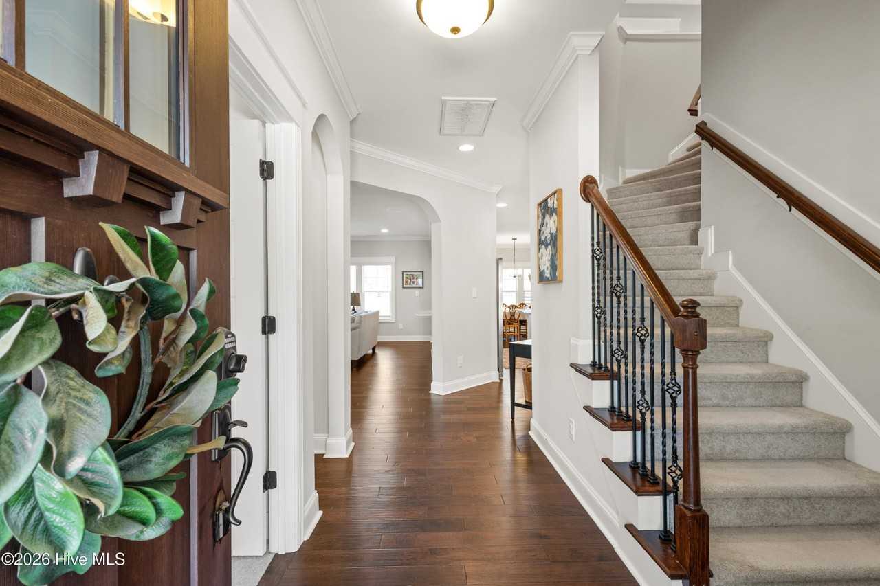 495 Legacy Lakes Way - Photo 3 of 50