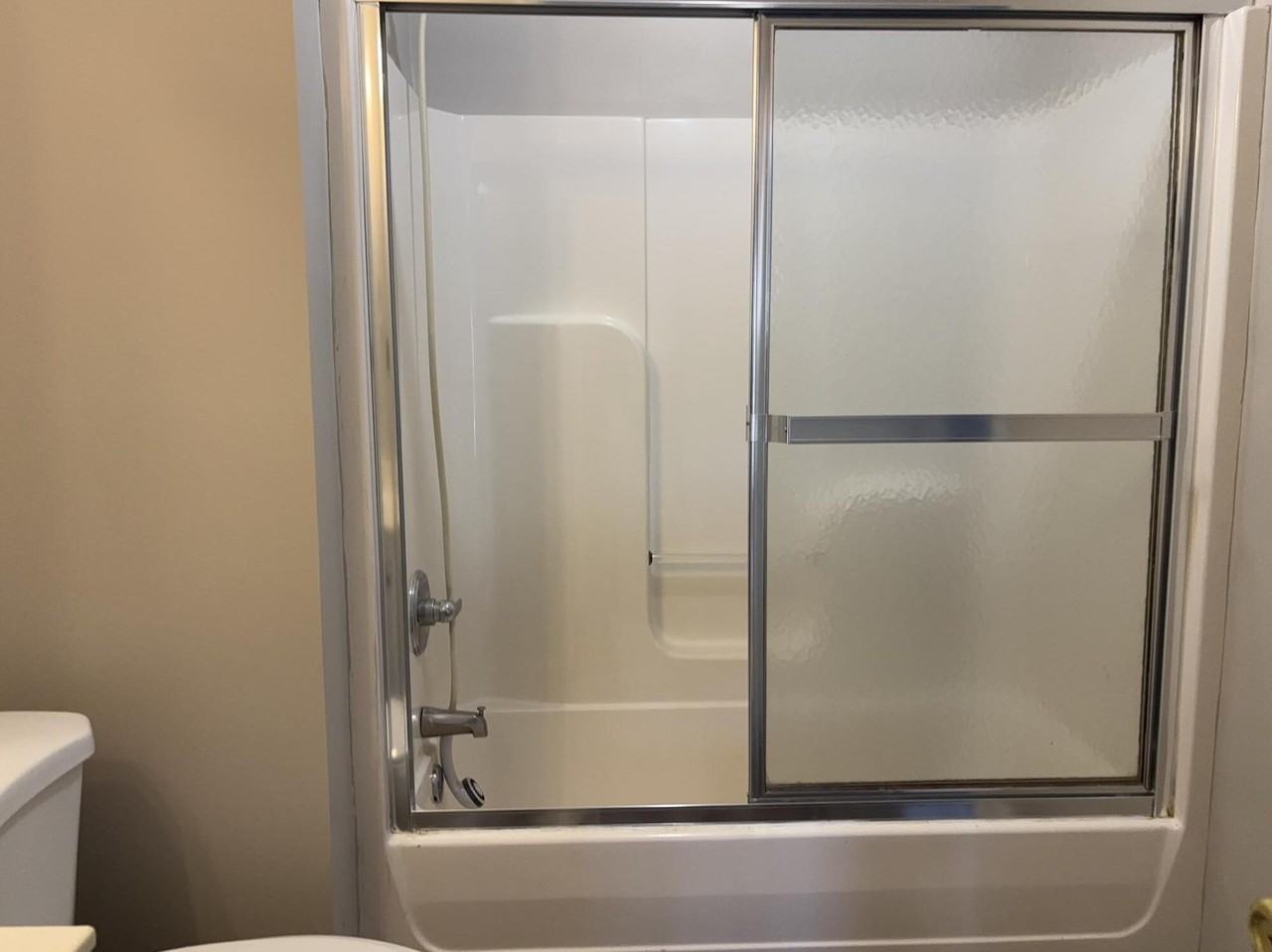 452 Flowing Creek Dr - Photo 6 of 8