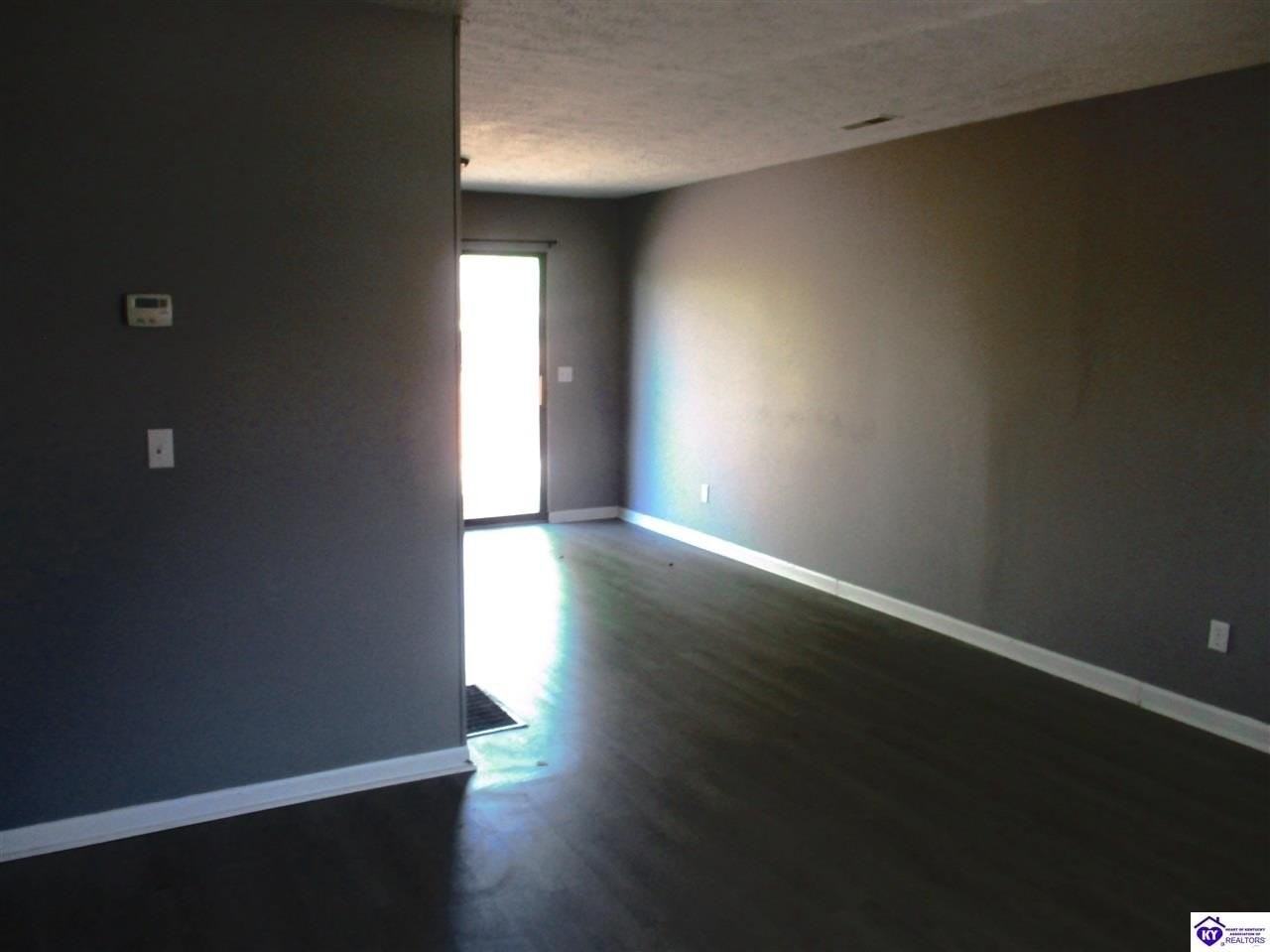 314 Crossgate Rd - Photo 6 of 16