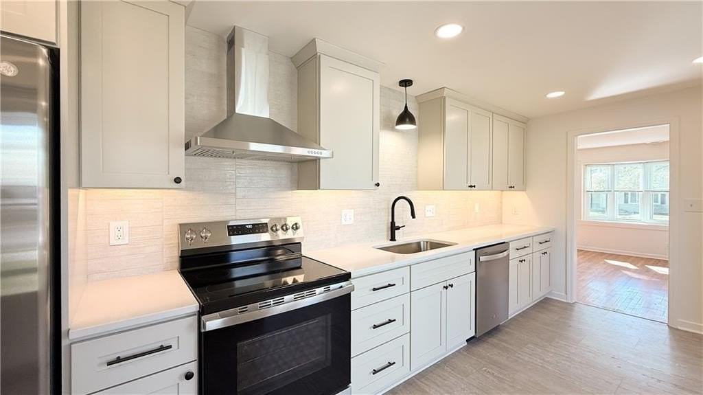 7601 Foster St - Photo 6 of 17