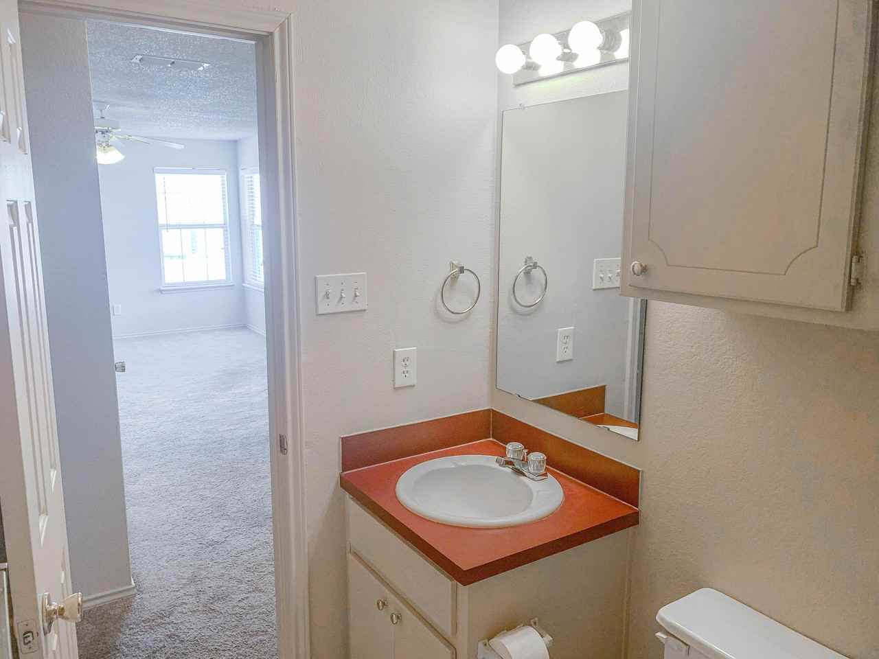 6112 7th Dr - Photo 3 of 10