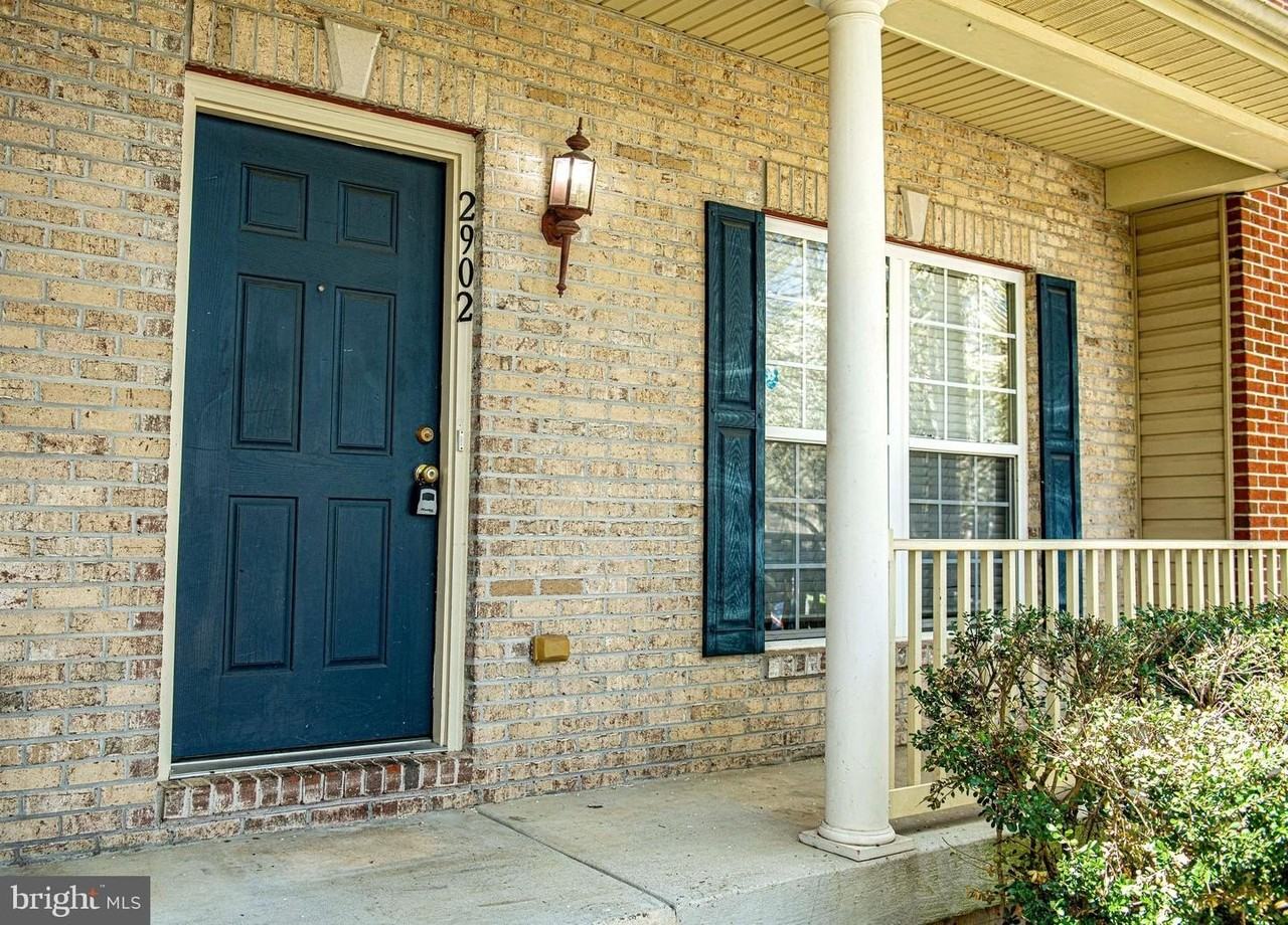 2902 Indiansummer Ct - Photo 2 of 29