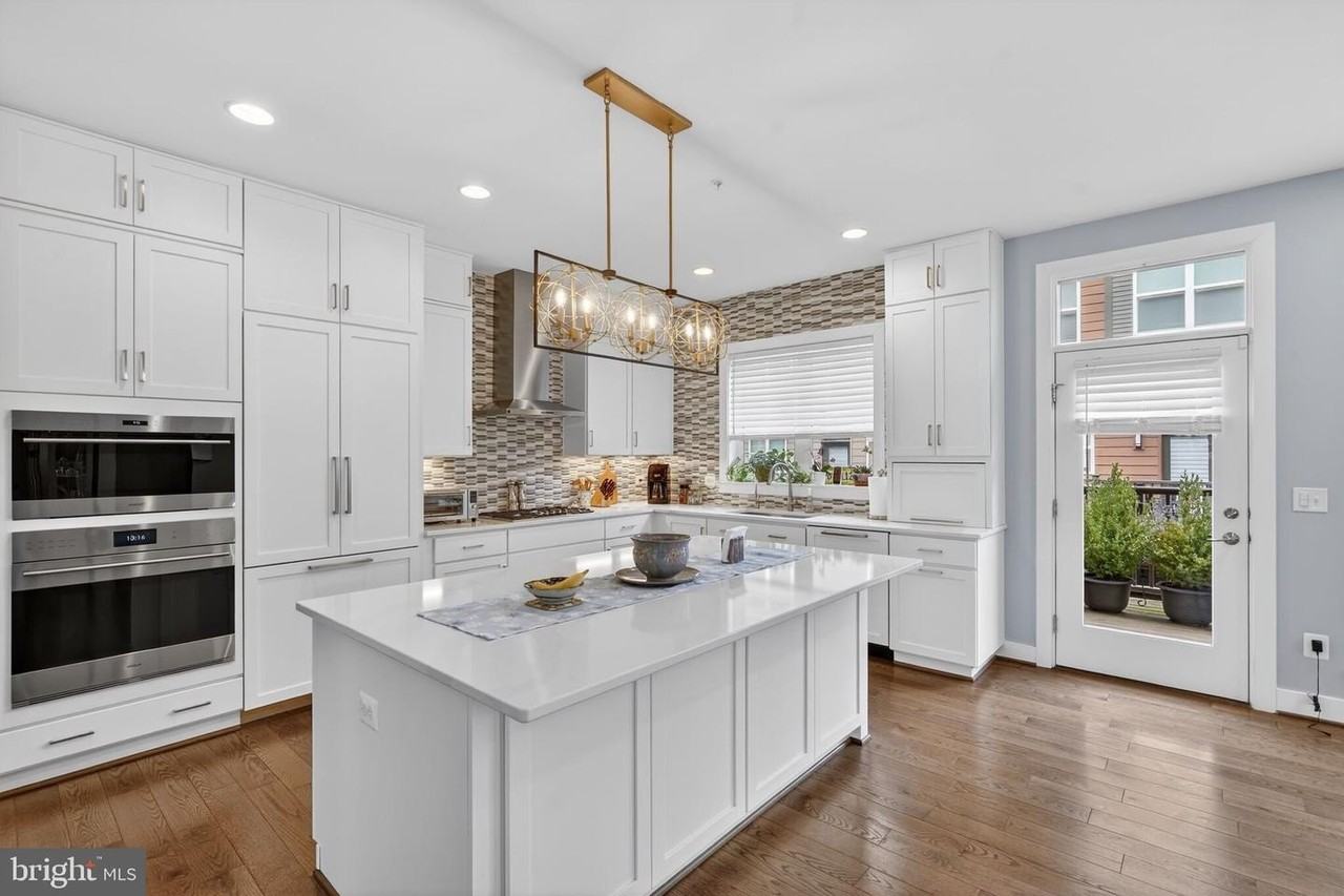 3248 Royal Fern Pl - Photo 5 of 28