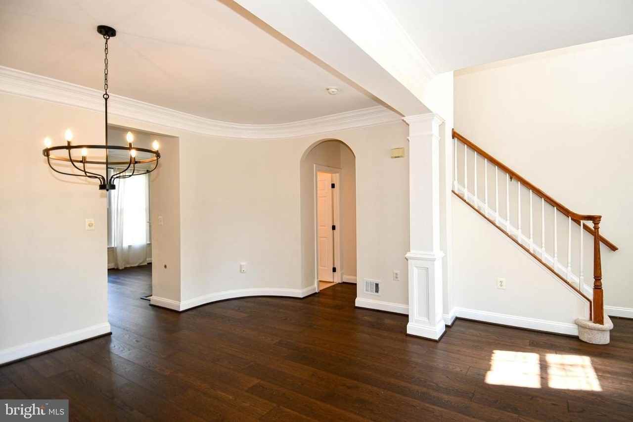 301 Hillwood Ave - Photo 2 of 50