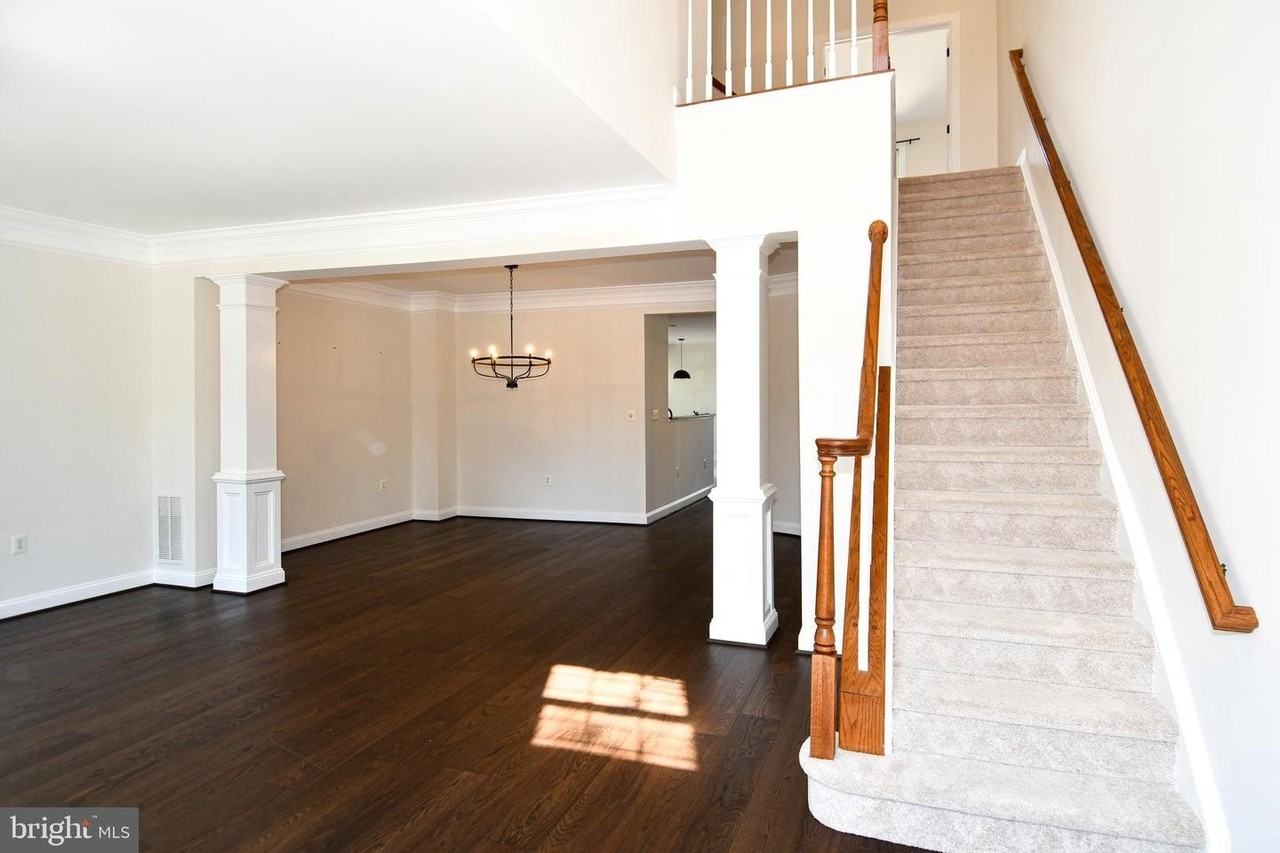 301 Hillwood Ave - Photo 3 of 50