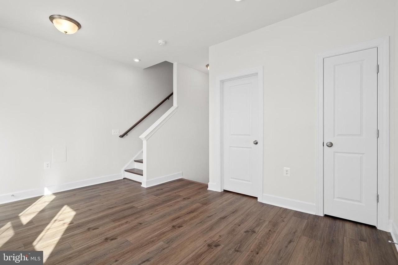 Watermans Dr - Photo 5 of 50