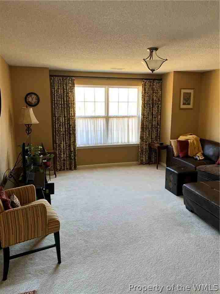 403 Settlement Dr - Photo 3 of 11