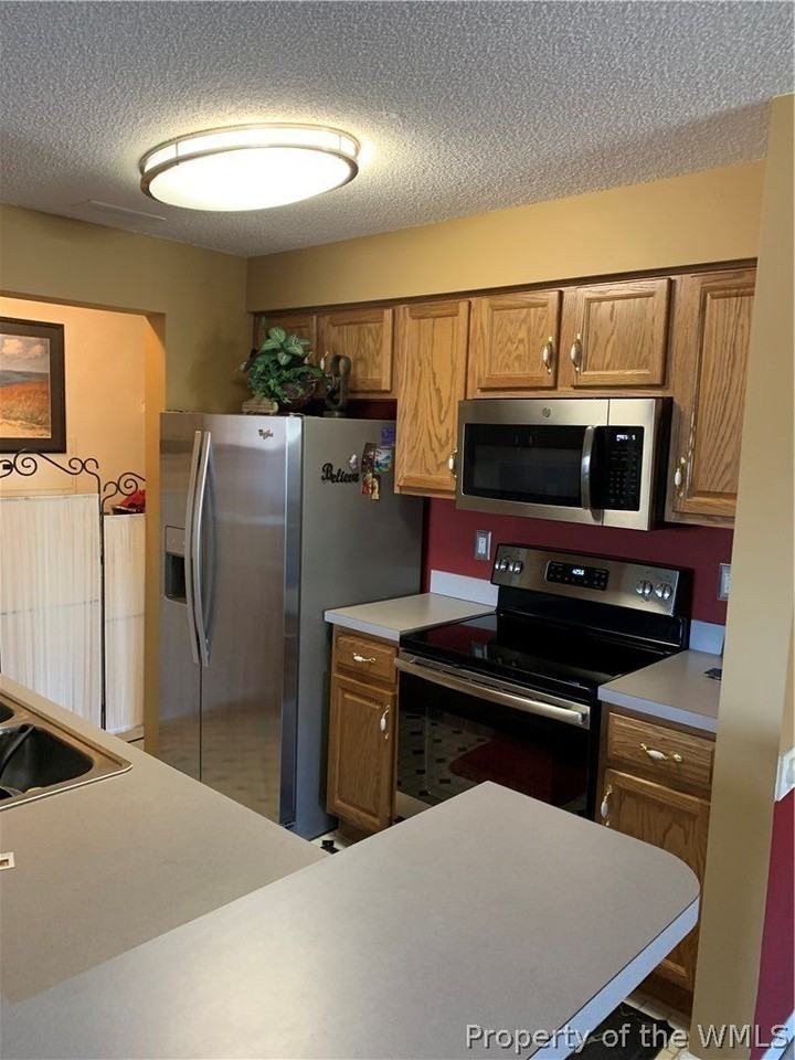 403 Settlement Dr - Photo 4 of 11