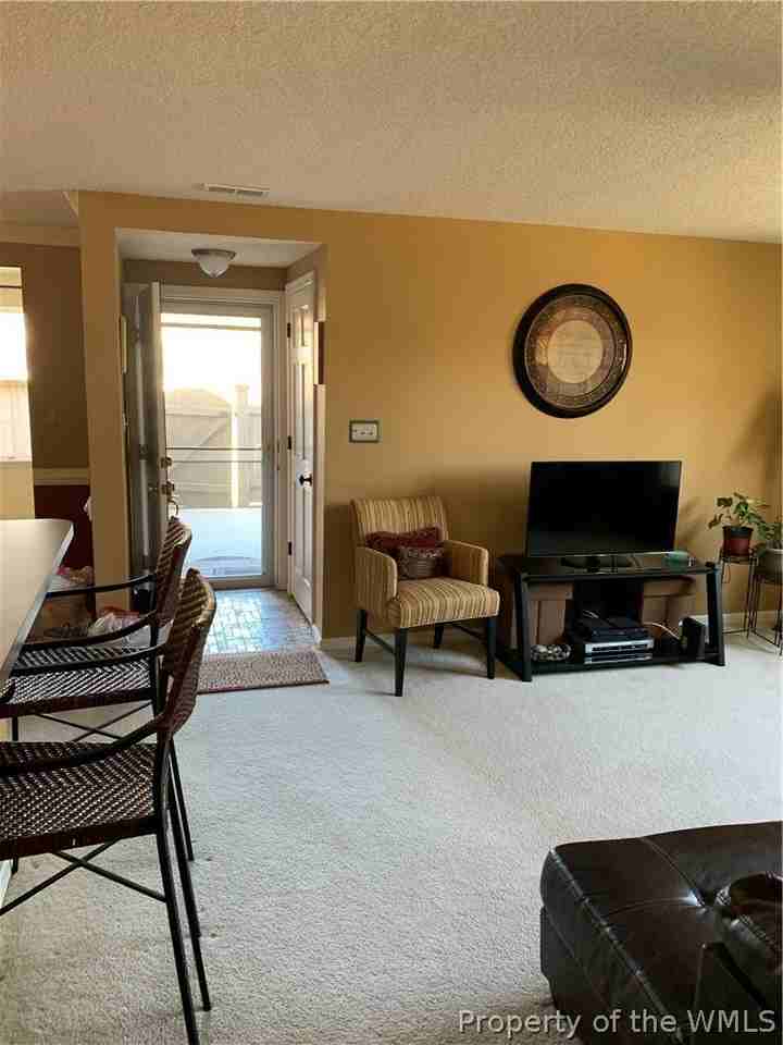 403 Settlement Dr - Photo 6 of 11