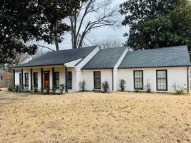 1624 W Churchill Downs - Photo 1 of 1