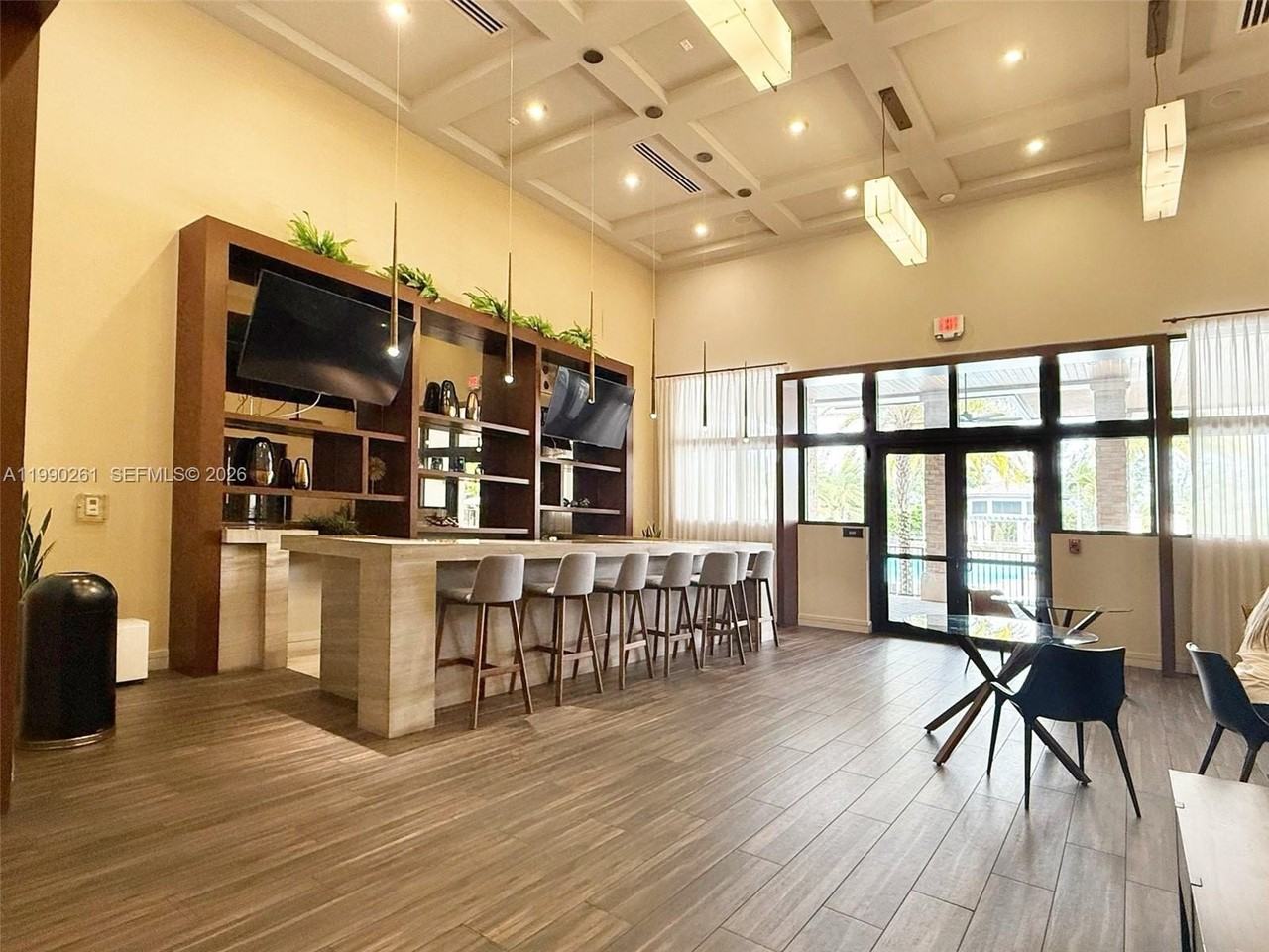 8055 Nw 104th Ave #2 - Photo 7 of 50