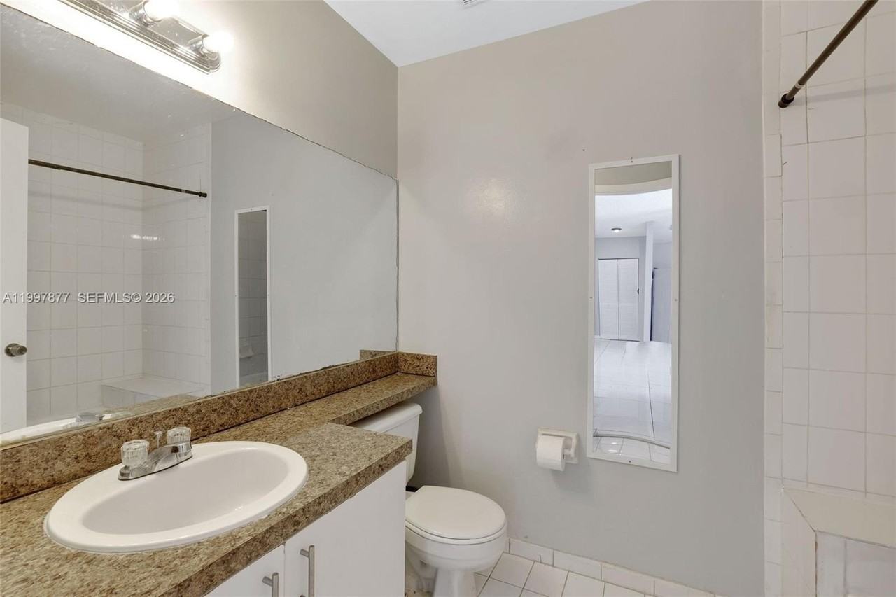 20932 Sw 118th Ave - Photo 7 of 41