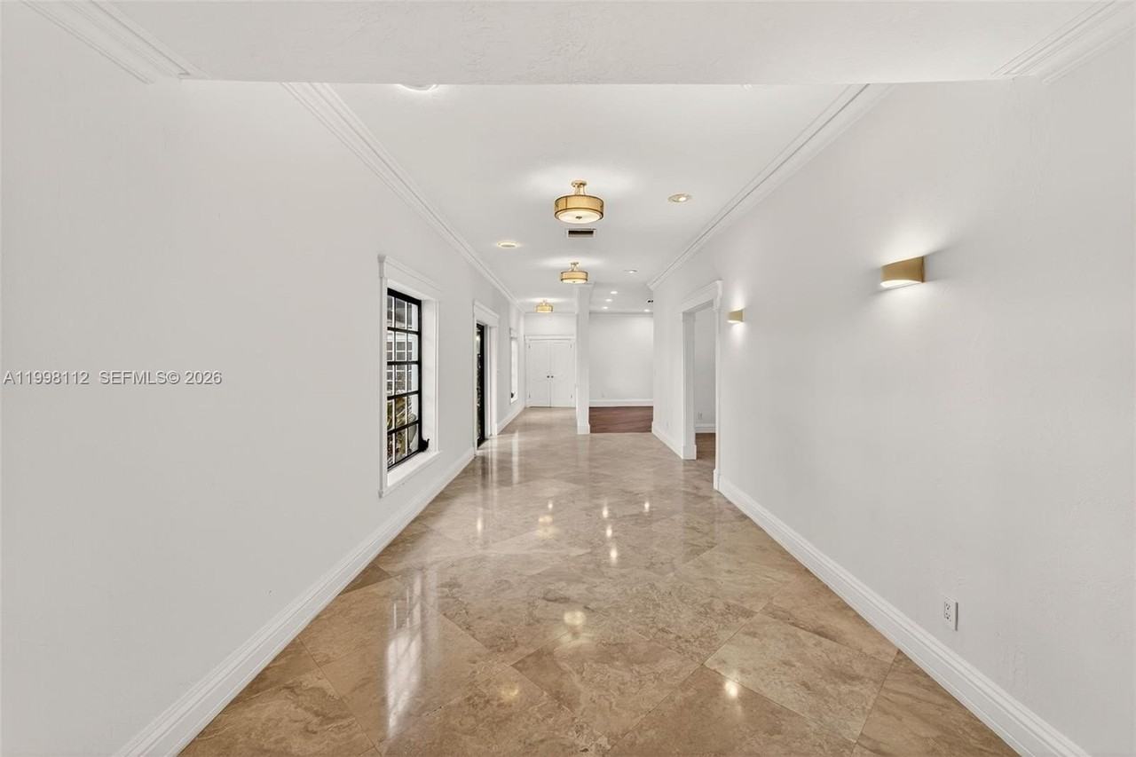 3000 Sw 130th Ave - Photo 6 of 50