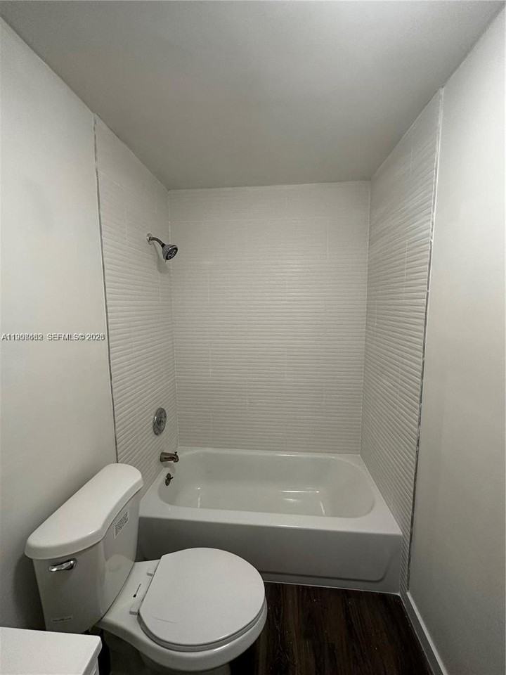 2778 Nw 196th Ter - Photo 3 of 5