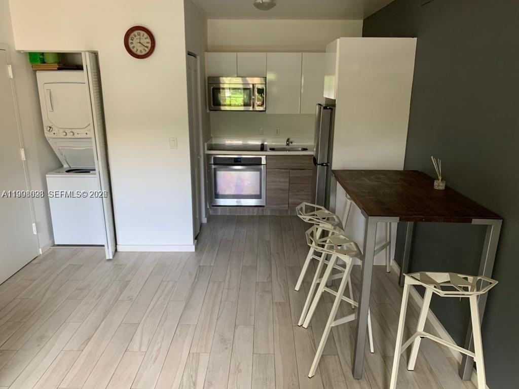 1450 Meridian Ave #105 - Photo 3 of 18