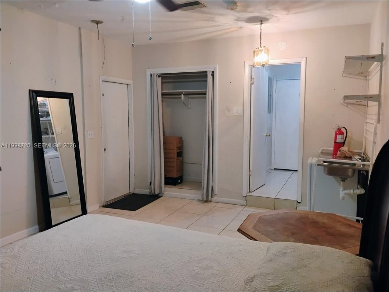 Thomas St #1 - Photo 3 of 9