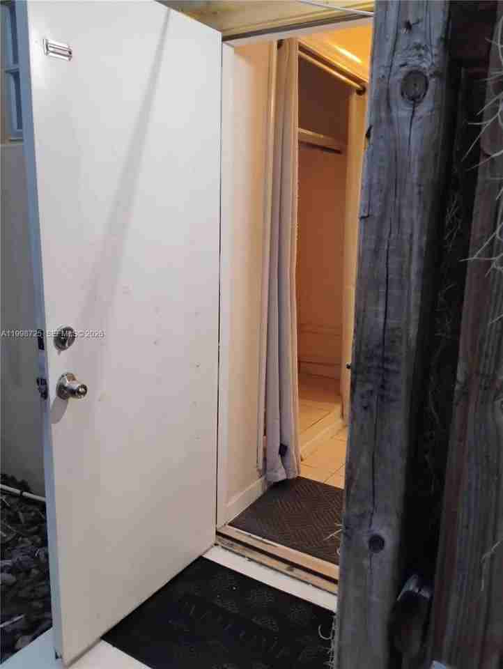 Thomas St #1 - Photo 5 of 9