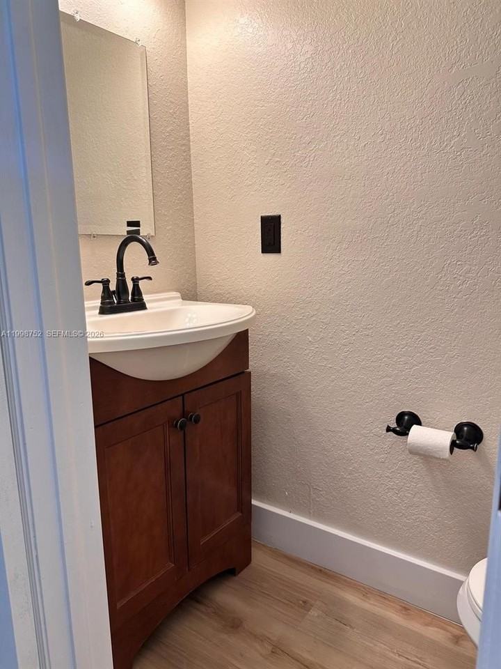 11091 Nw 7th St #104 - Photo 7 of 28