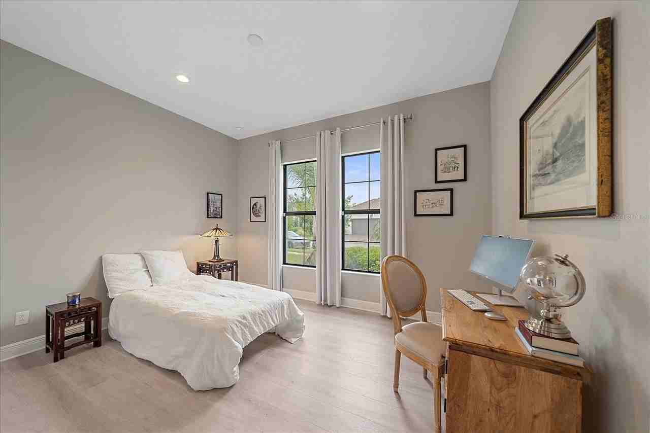 208 Corelli Dr - Photo 7 of 50