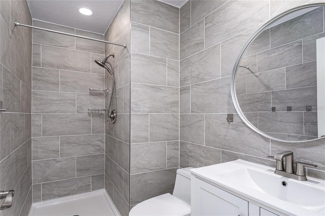 208 Cape Harbour Loop #101 - Photo 3 of 32