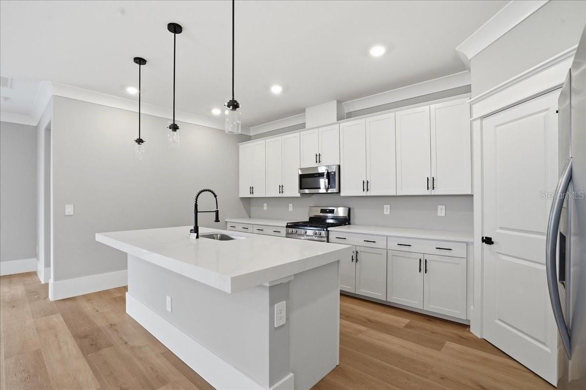 15165 Serene Shores Loop - Photo 6 of 44