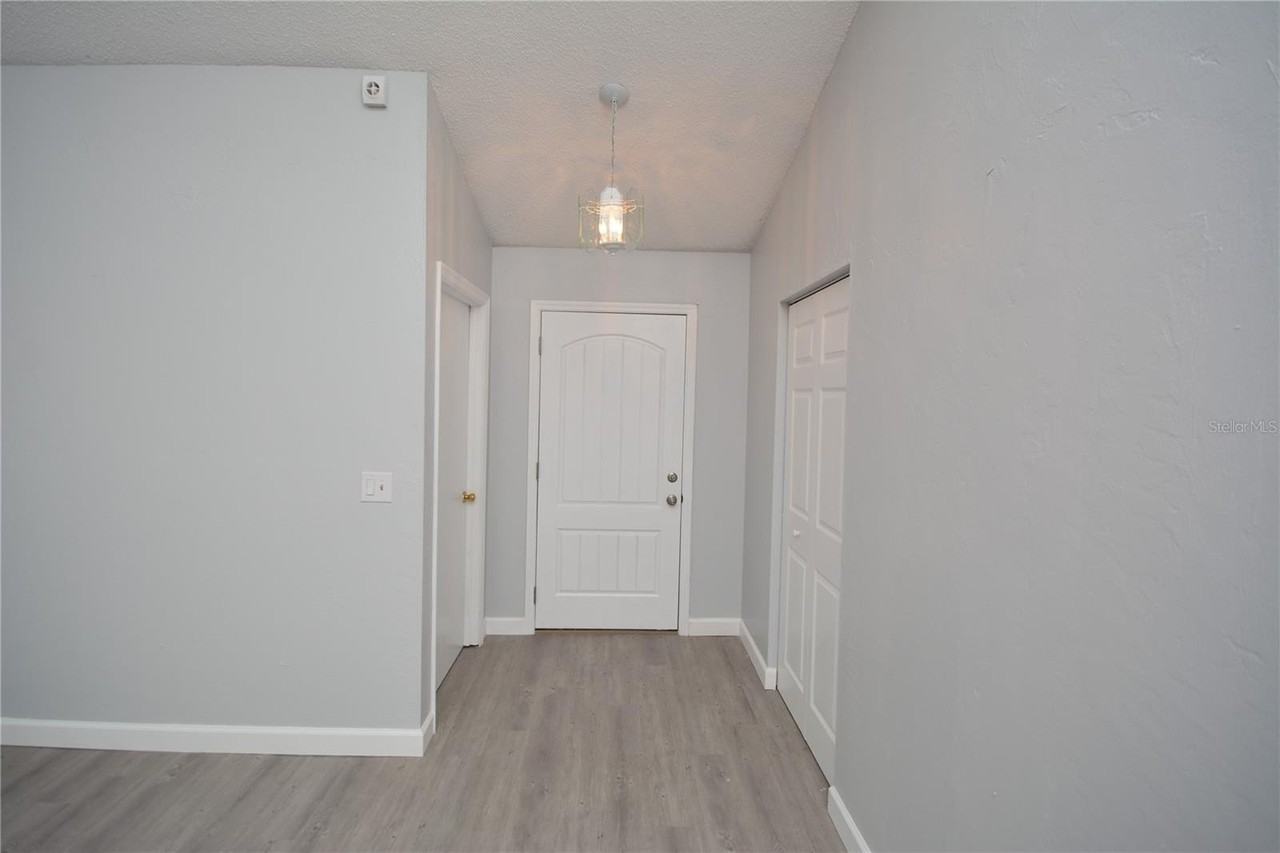 23 Westrock Ln - Photo 3 of 28