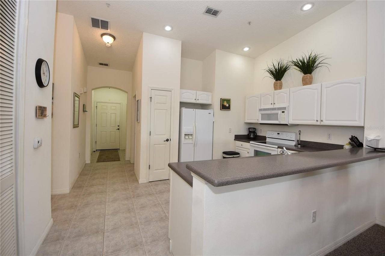 400 Canopy Walk Ln #444 - Photo 4 of 47