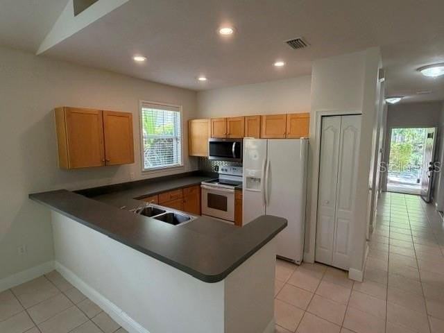 6330 Nw 109th Pl - Photo 5 of 13