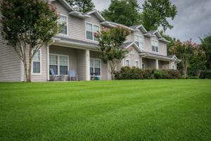 featured image of 2710 Nw 104th Ct #B