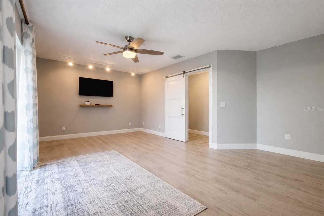 1244 Beachside Ln - Photo 6 of 25