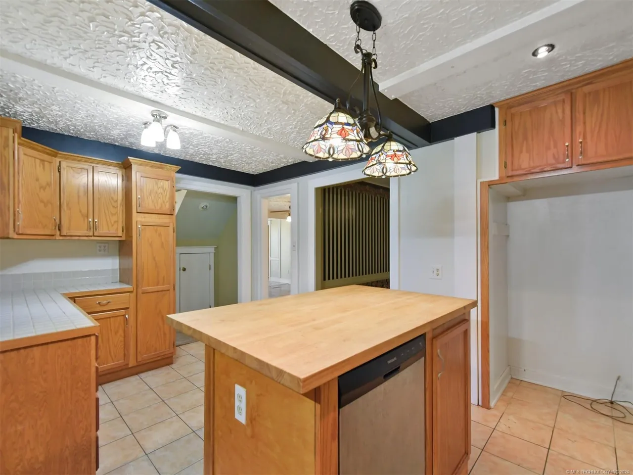 1716 1st Ave Sw #1 - Photo 4 of 23