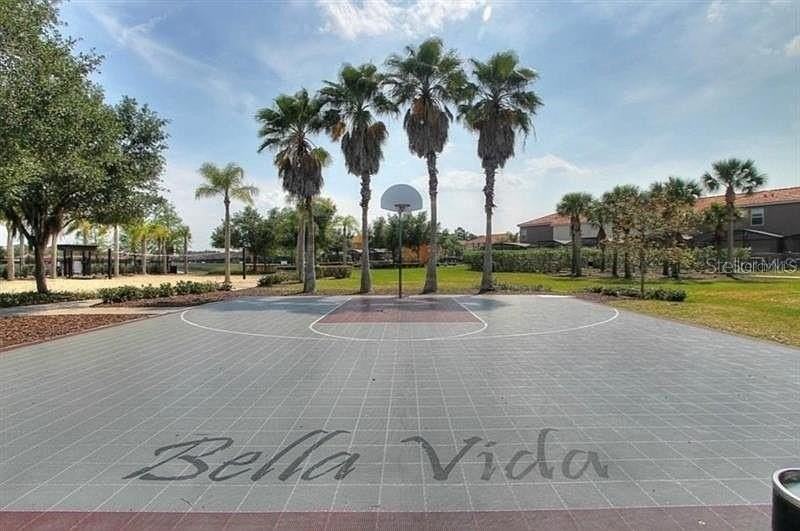 1031 Marcello Blvd - Photo 3 of 35