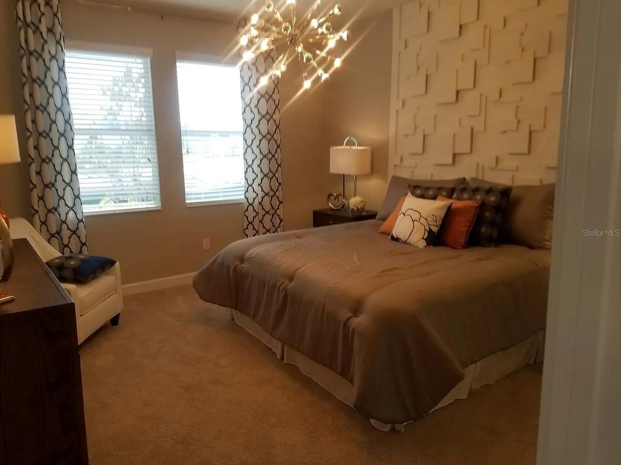 4908 Clock Tower Dr - Photo 3 of 35