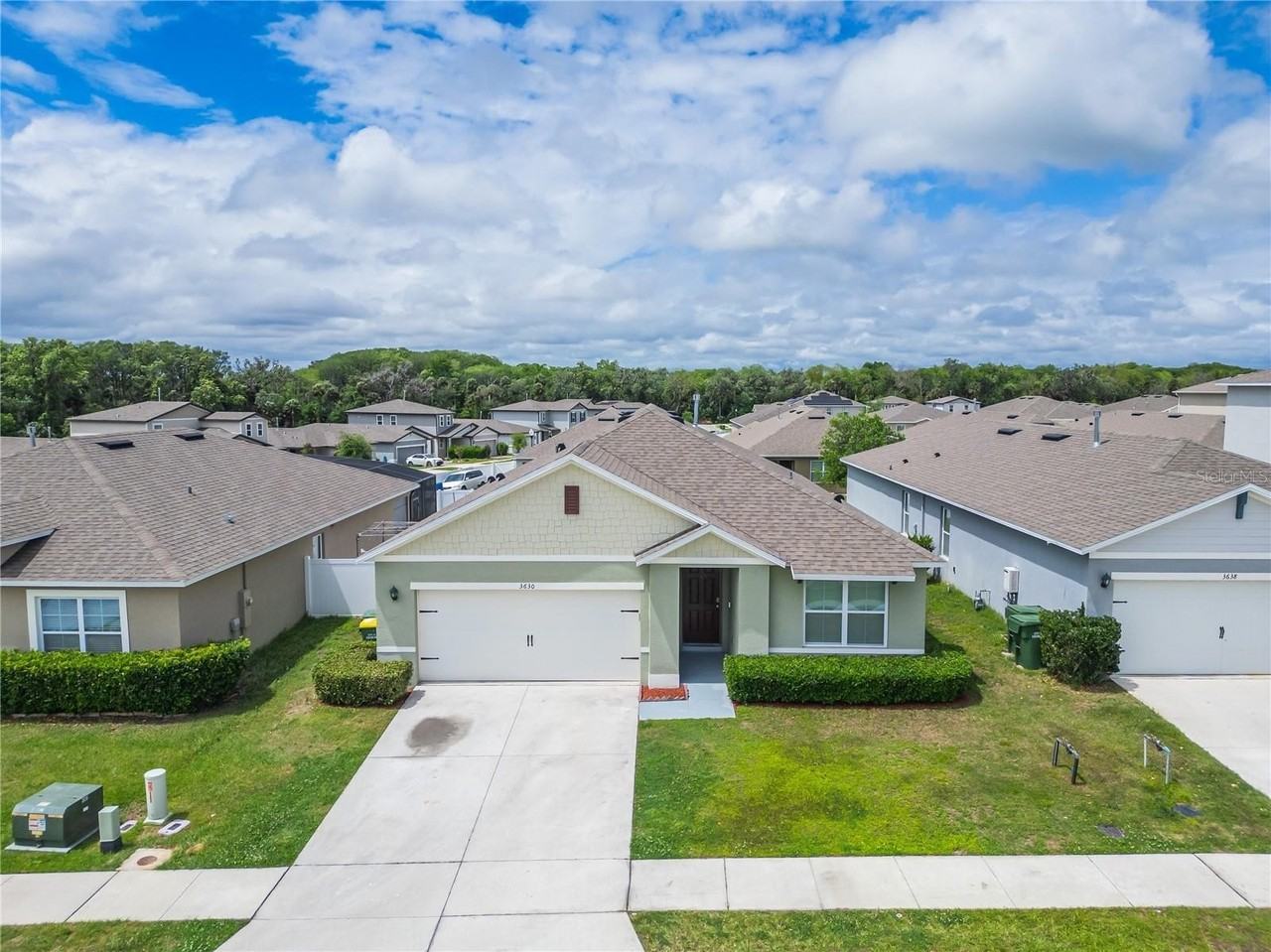 3630 Caspian St - Photo 2 of 44