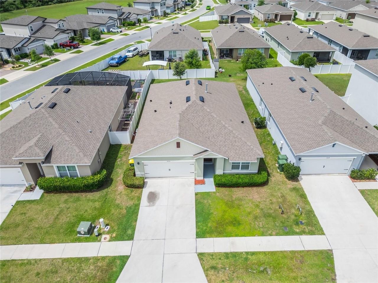 3630 Caspian St - Photo 3 of 44