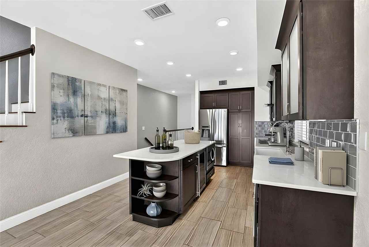 4639 Mirabella Ct - Photo 6 of 32