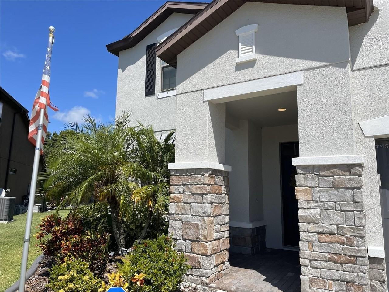 11019 55th Ct E - Photo 2 of 25