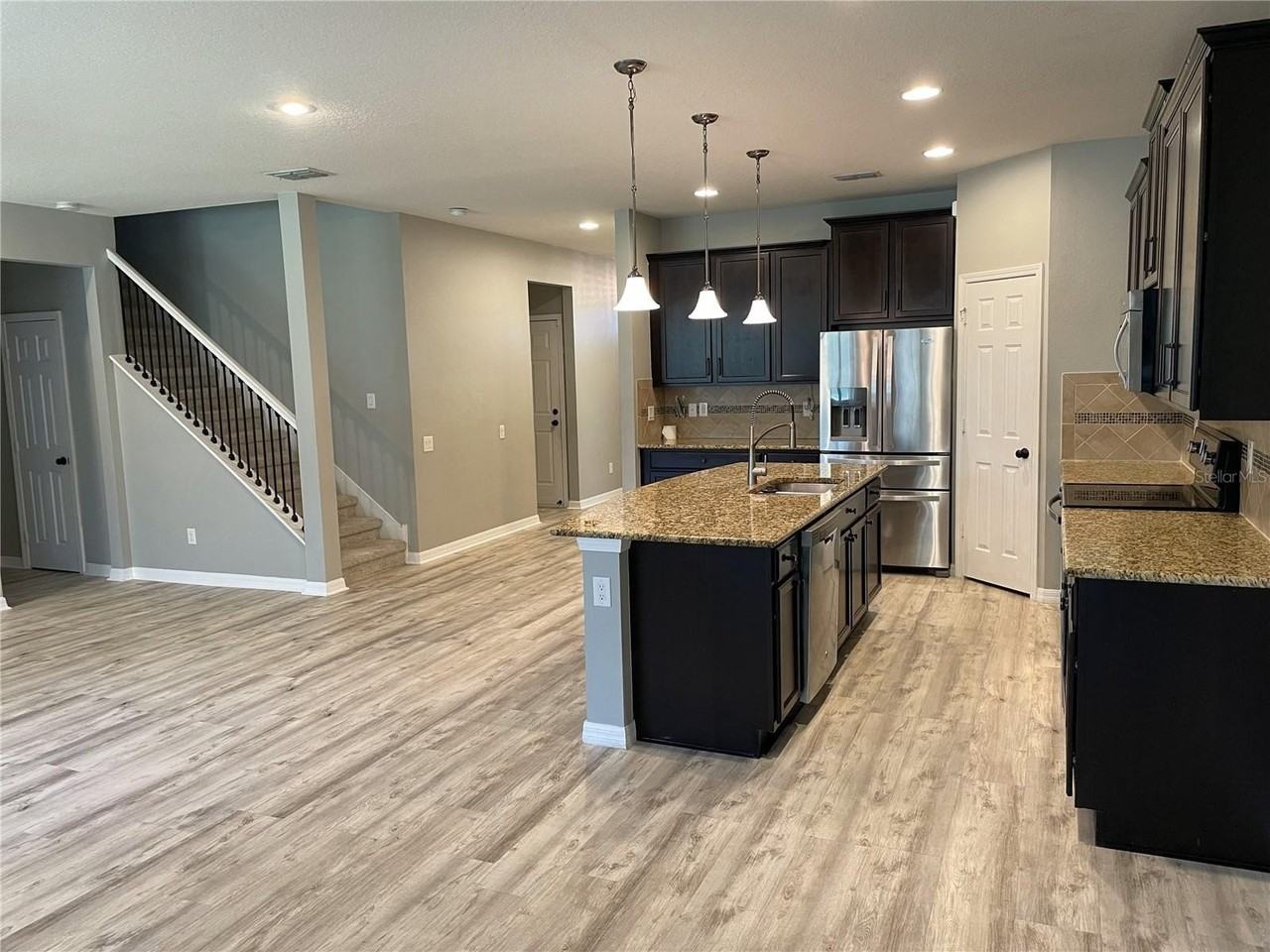 11019 55th Ct E - Photo 7 of 25