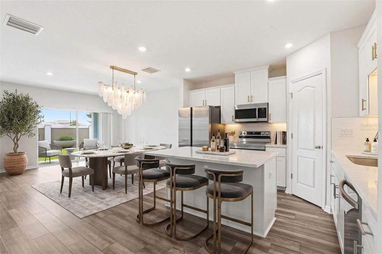 10715 Ironwood Tree Way - Photo 3 of 50