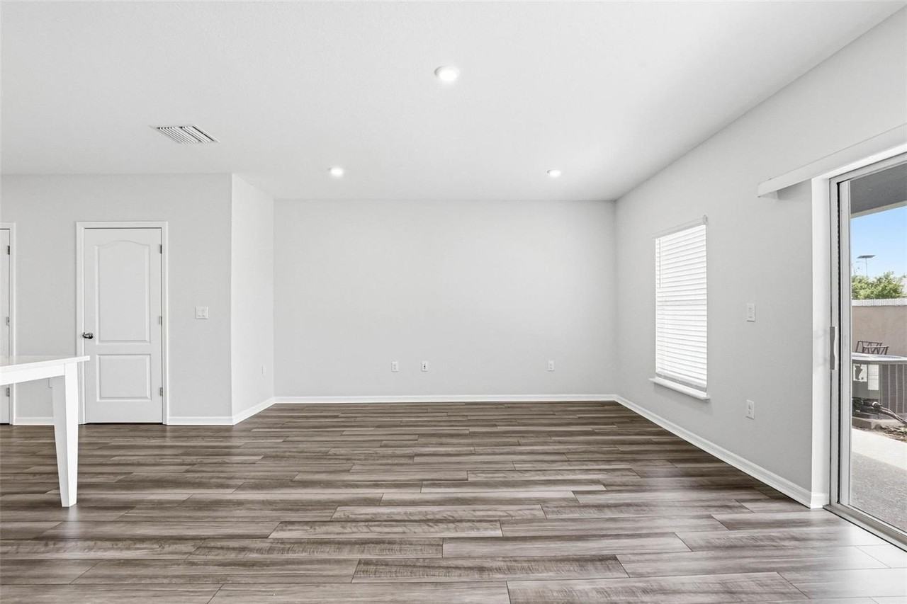 10715 Ironwood Tree Way - Photo 4 of 50