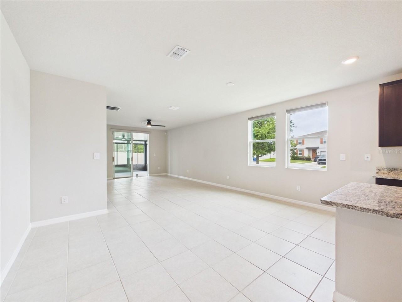 38707 Finn Clover Ln - Photo 3 of 37