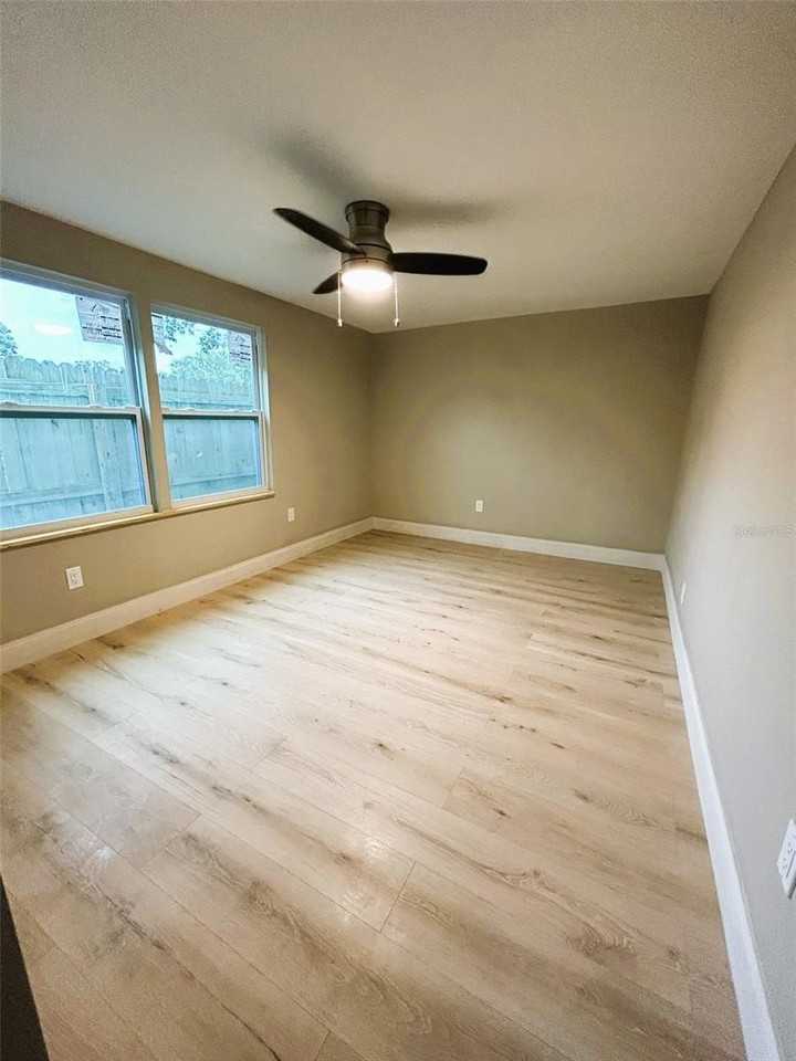 2310 21st St S - Photo 6 of 12