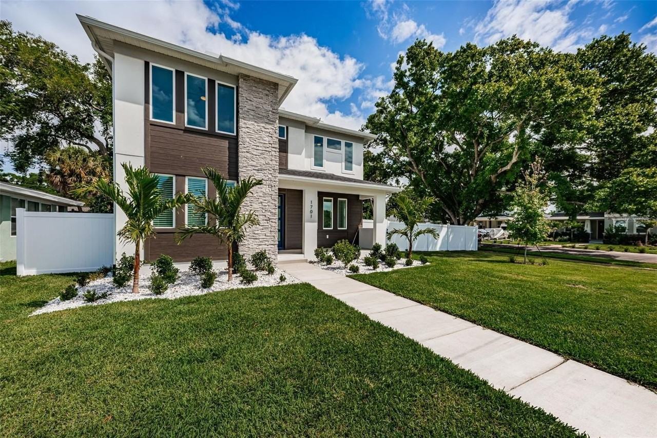 1701 25th Ave N - Photo 2 of 50