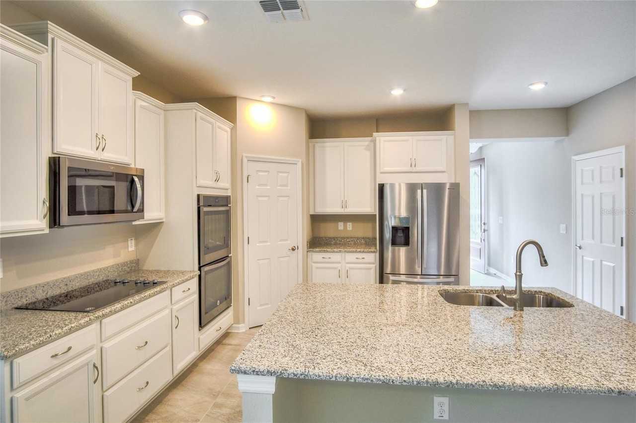 30708 Walker Cup Pl - Photo 4 of 32